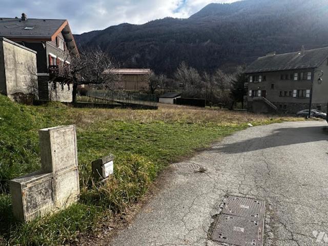 Terrain vente à Saint-Jean-de-Maurienne, Saint-julien-mont-denis