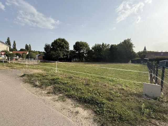 Terrain vente à Charolles, Vendenesse-sur-arroux