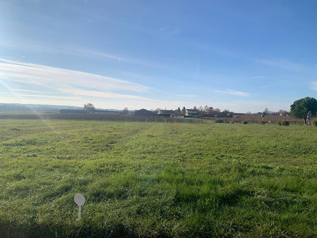 Terrain vente à Jonzac, Brie-sous-archiac