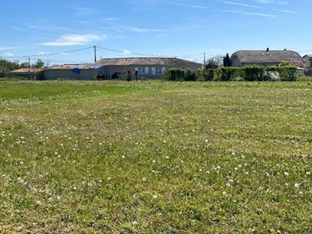 Terrain vente à Tarbes, Tostat
