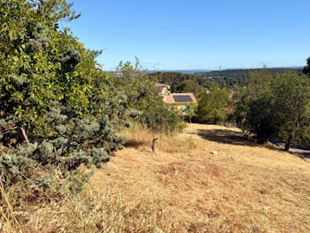 Terrain vente à Aix-en-Provence, Cabriès