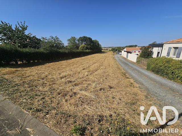 Terrain vente à Fontenay-le-Comte, Le Gué-de-velluire