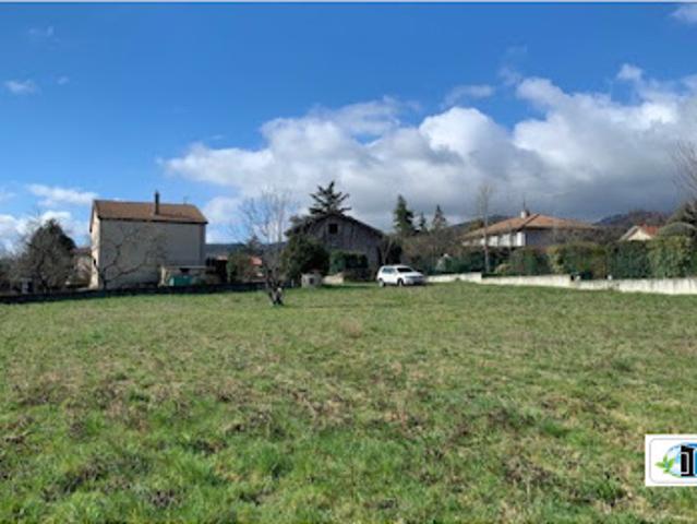 Terrain vente à Tournon-sur-Rhône, Roiffieux