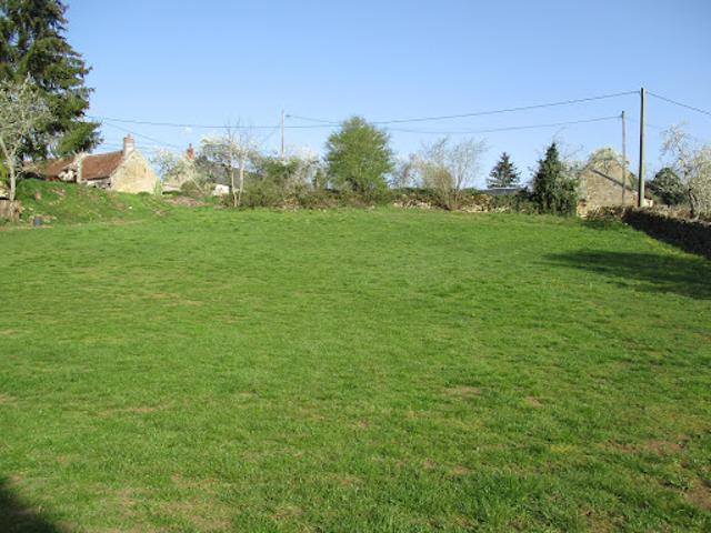 Terrain vente à Cosne-Cours-sur-Loire, Prémery