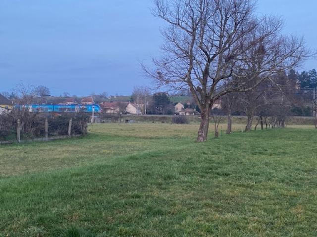 Terrain vente à Vichy, Varennes-sur-allier