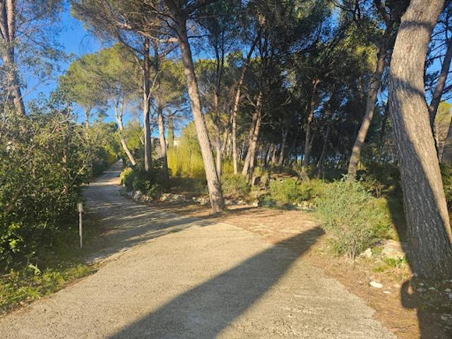 Terrain vente à Aix-en-Provence, Ventabren
