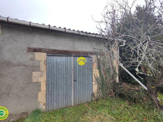 Terrain vente à Saint-Amand-Montrond, Jouet-sur-l'aubois