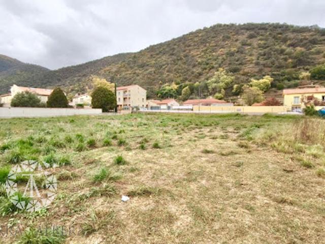 Terrain vente à Prades, Ria-sirach