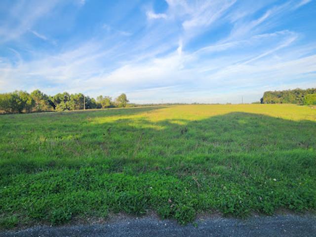 Terrain vente à France métropolitaine, Lacropte