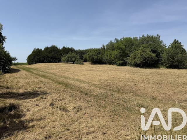 Terrain vente à Vitry-le-François, Possesse