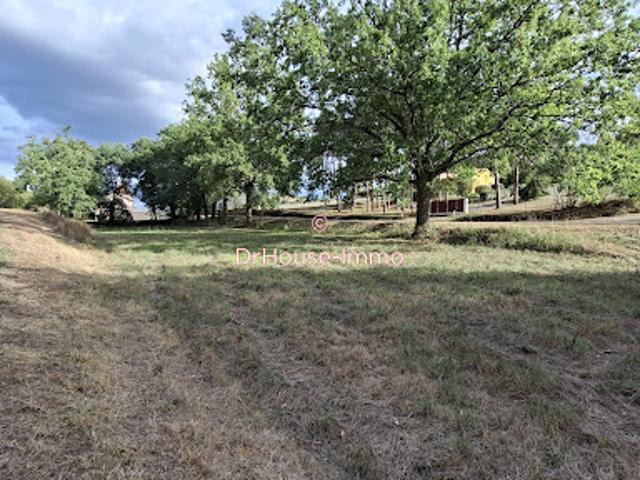 Terrain vente à Condat-sur-Trincou, Dordogne