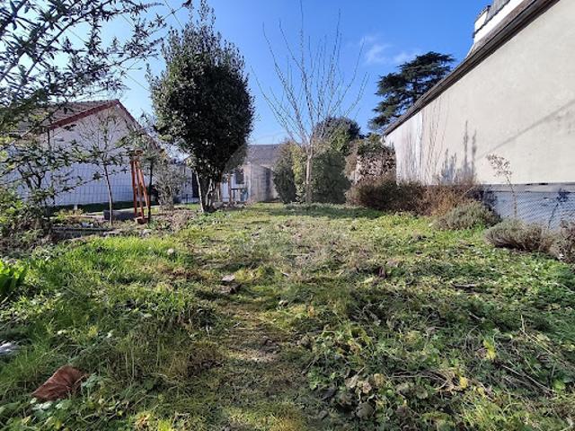 Terrain vente à Le Blanc-mesnil, L'Économie