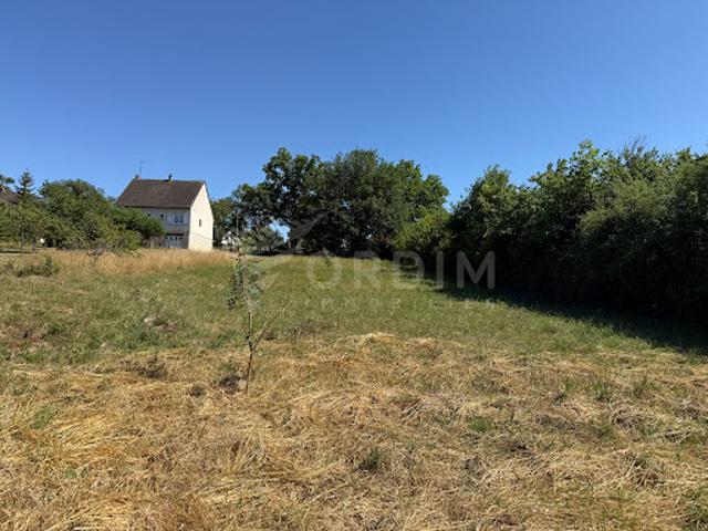 Terrain vente à Cosne-Cours-sur-Loire, Myennes