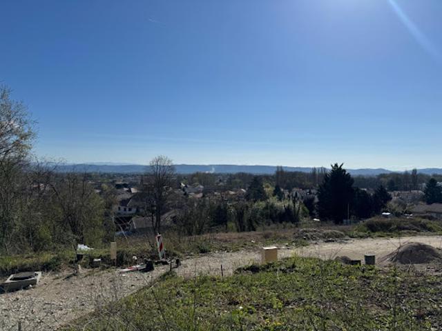 Terrain vente à Chavanoz Le Bourg, Chavanoz