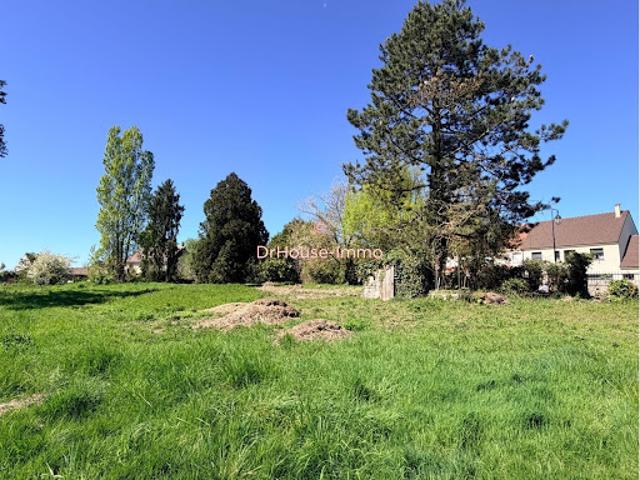 Terrain vente à Nesles, Lumigny-Nesles-Ormeaux