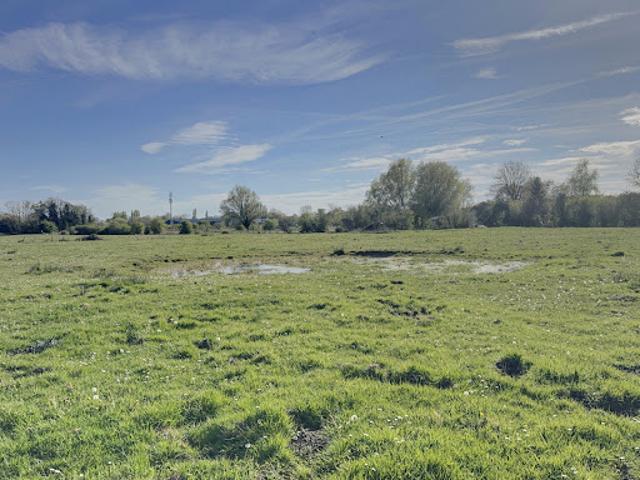 Terrain vente à Abbeville, Saint-quentin-en-tourmont