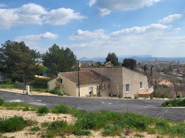 Terrain vente à Apt, Pertuis