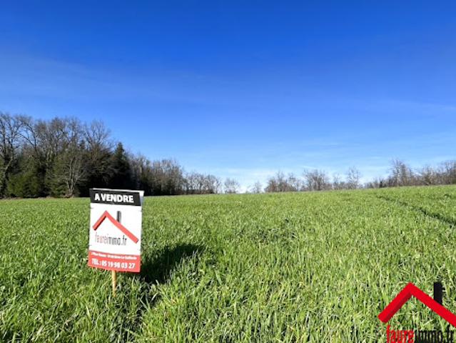 Terrain vente à Brive-la-Gaillarde, Juillac