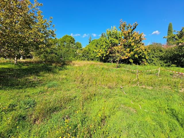 Terrain vente à Apt, Villelaure
