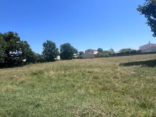 Terrain vente à France métropolitaine, Médis