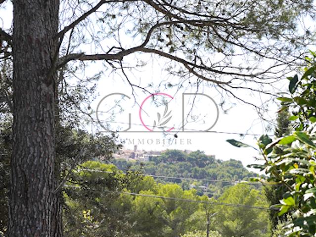 Terrain vente à Aix-en-Provence, Ventabren