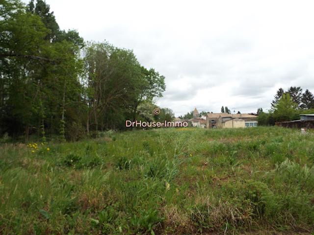 Terrain vente à France métropolitaine, Saint-genis-de-saintonge