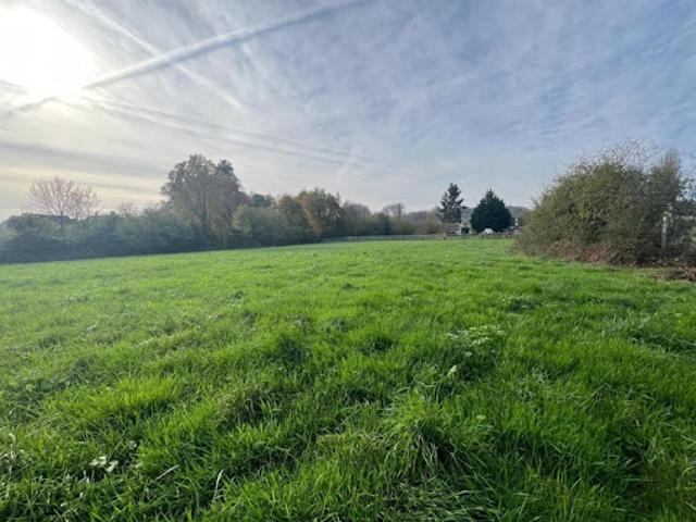 Terrain vente à Clermont, Breuil-le-vert