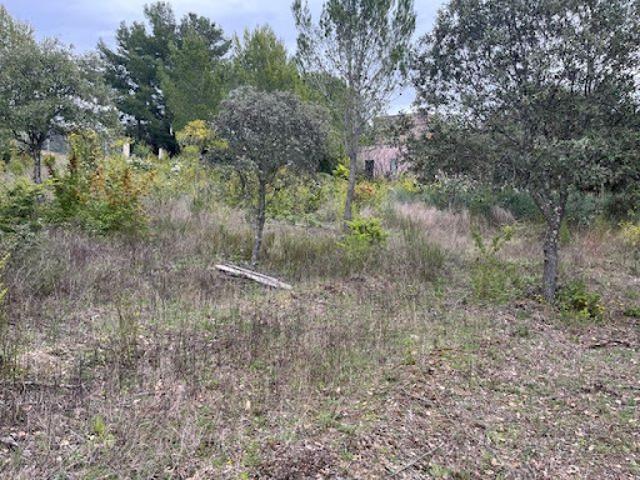 Terrain vente à Apt, La Tour-d'aigues