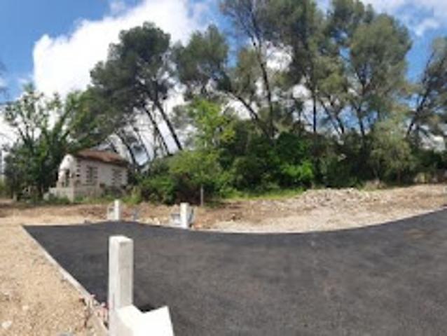 Terrain vente à Nîmes