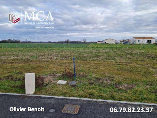 Terrain vente à Saintes, Corme-royal