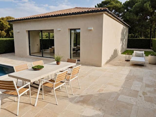 Terrain vente à France métropolitaine, Le Rove