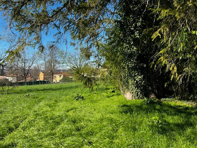 Terrain vente à Bourg-en-Bresse, Parcieux