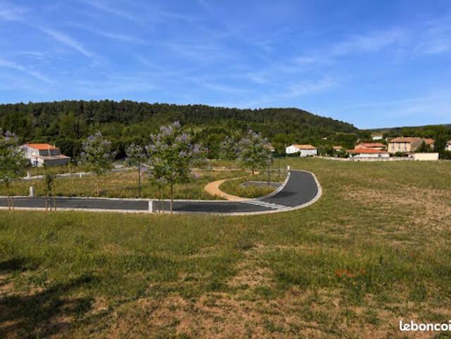 Terrain vente à Villeneuve-Minervois, Aude