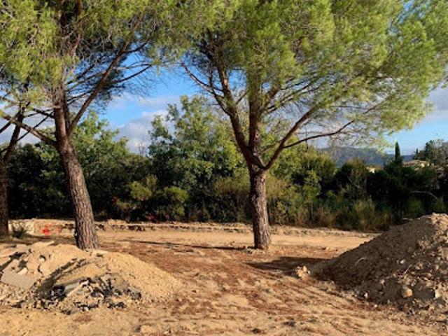 Terrain vente à Roquebrune-sur-Argens, Var