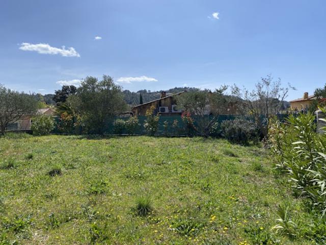 Terrain vente à Arrondissement de Toulon, Le Pradet