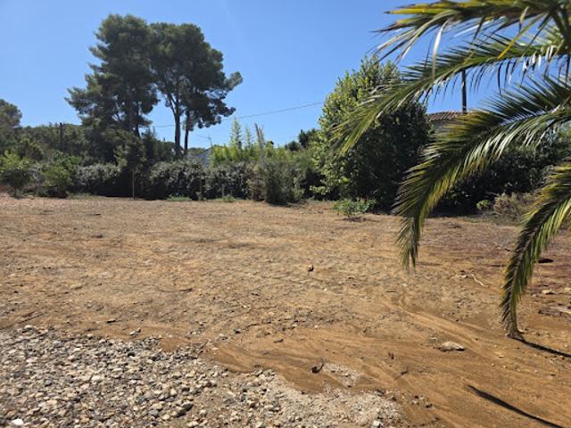 Terrain vente à Arrondissement de Toulon, Six-fours-les-plages
