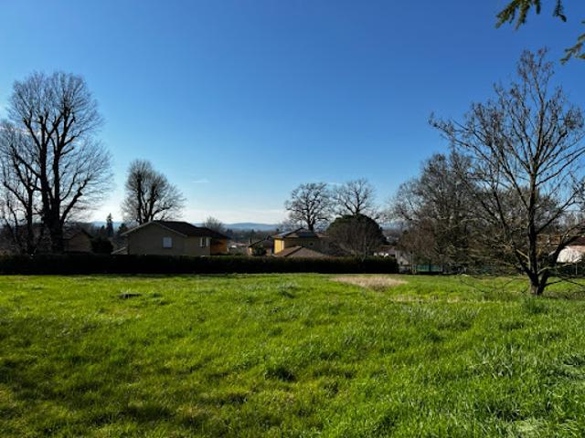 Terrain vente à Bourg-en-Bresse, Parcieux