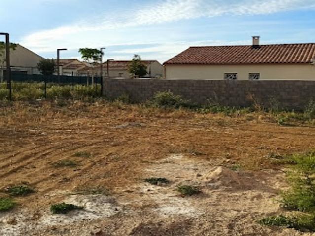 Terrain vente à Béziers, Pouzolles