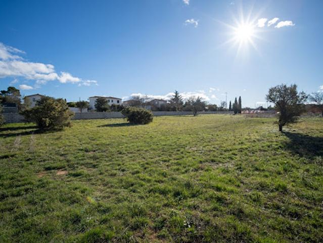 Terrain vente à Nîmes, Poulx