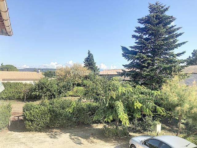 Terrain vente à Sainte-cécile-les-vignes