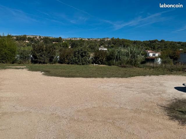 Terrain vente à France métropolitaine, Meyreuil