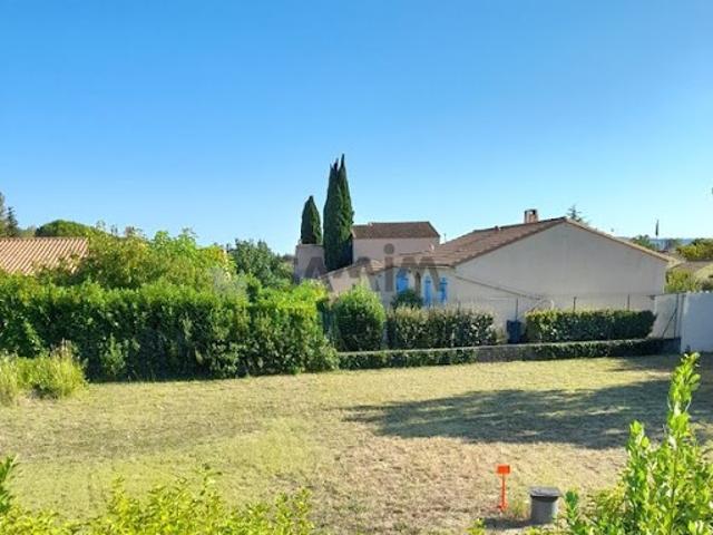 Terrain vente à Nîmes, Clarensac