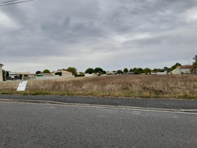 Terrain vente à Vieux Cognac, Cognac