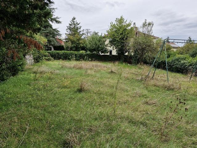 Terrain vente à Crépieux-la-Pape, Rillieux-la-Pape