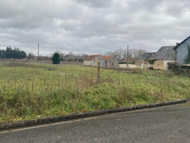 Terrain vente à Chinon, Savigné-sur-lathan