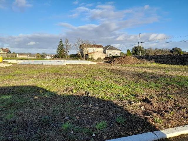 Terrain vente à Vieux Cognac, Cognac