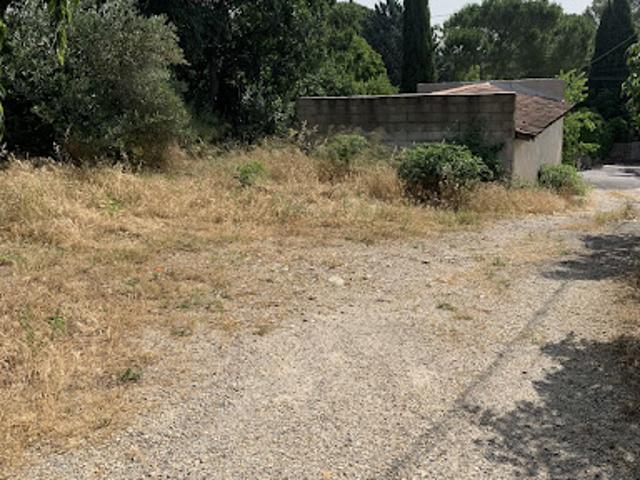 Terrain vente à Nîmes