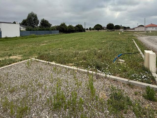 Terrain vente à Villenouvelle