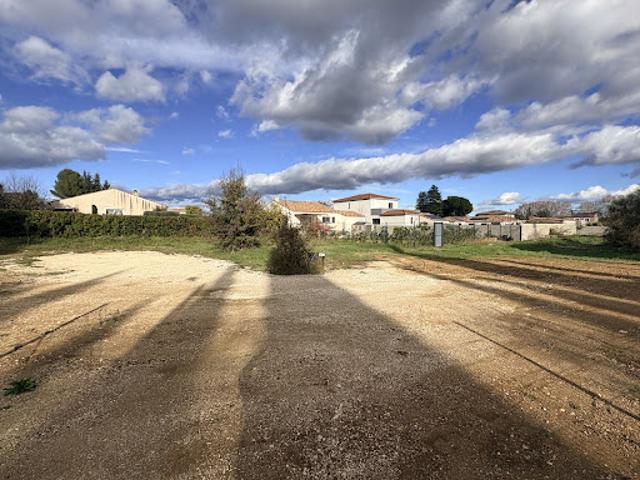 Terrain vente à Nîmes, Saint-geniès-de-malgoirès