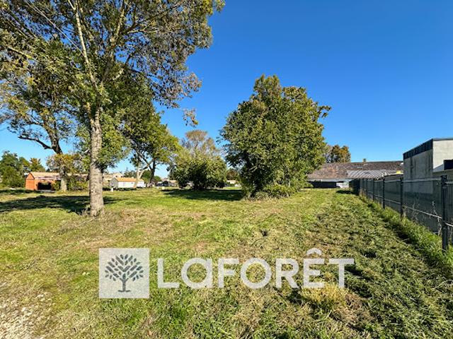 Terrain vente à France métropolitaine, Gémozac